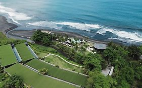Hotel Komune And Beach Club Bali